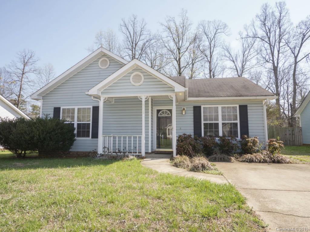 6215 Cottageville Ln., Charlotte, NC 28208