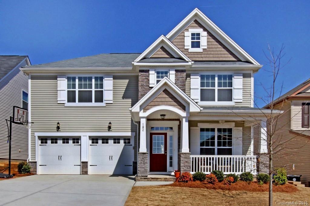 182 Silverspring Pl., Mooresville, NC 28117