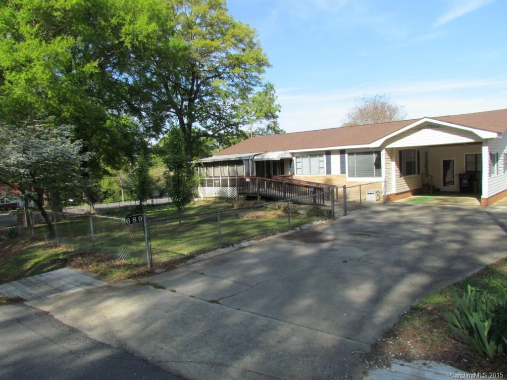 689 Sunderland Rd., Concord, NC 28027