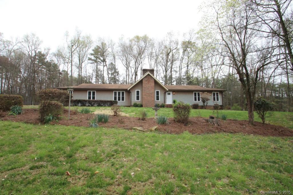 1556 Stanley Lucia Rd., Mount Holly, NC 28120