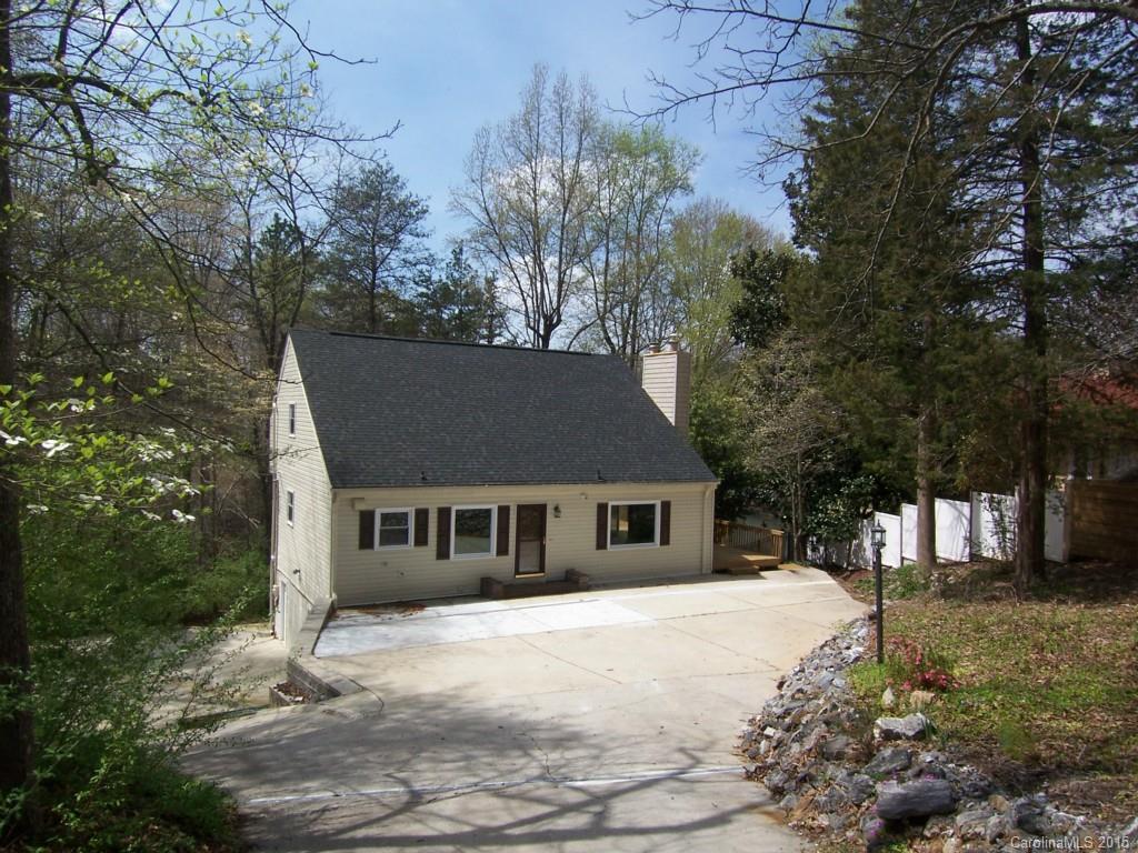 125 Hickory Point Ct., Statesville, NC 28677