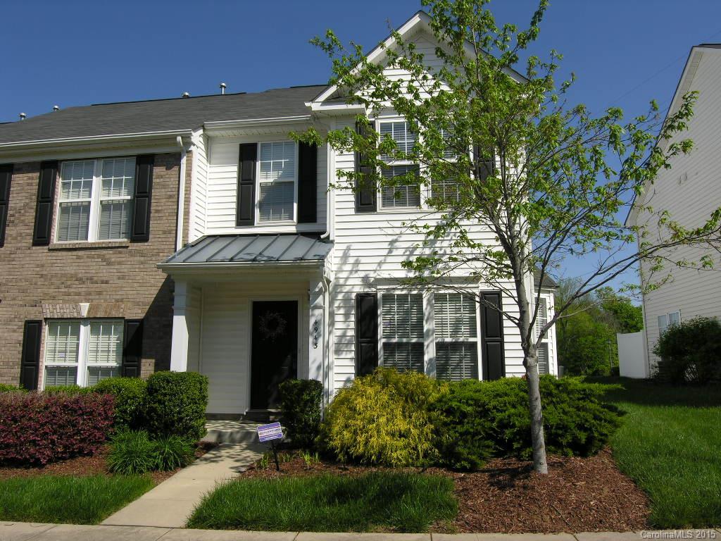 4943 Sunburst Ln., Charlotte, NC 28213
