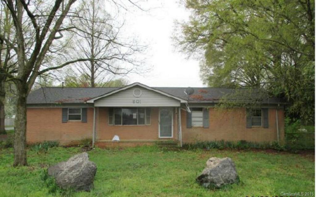 801 Patricia Ave., Harrisburg, NC 28075