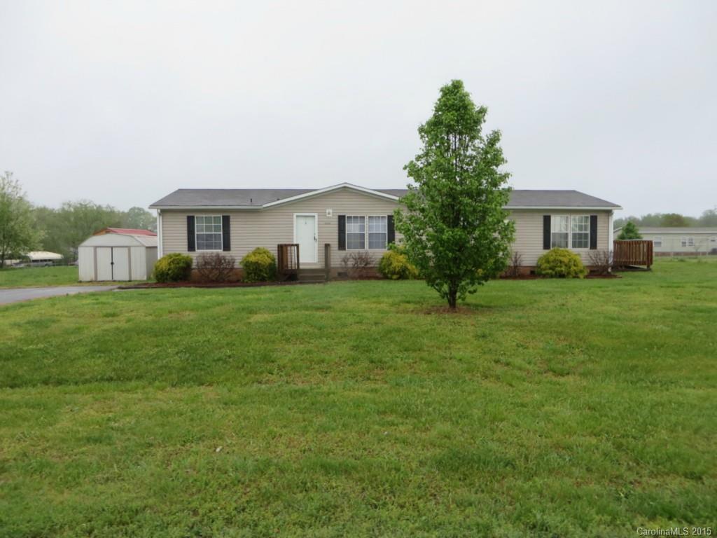 2300 Dellinger Dr., Newton, NC 28658