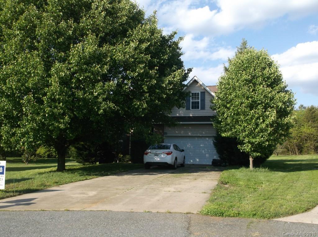 140 Tennyson Ct., Mooresville, NC 28115