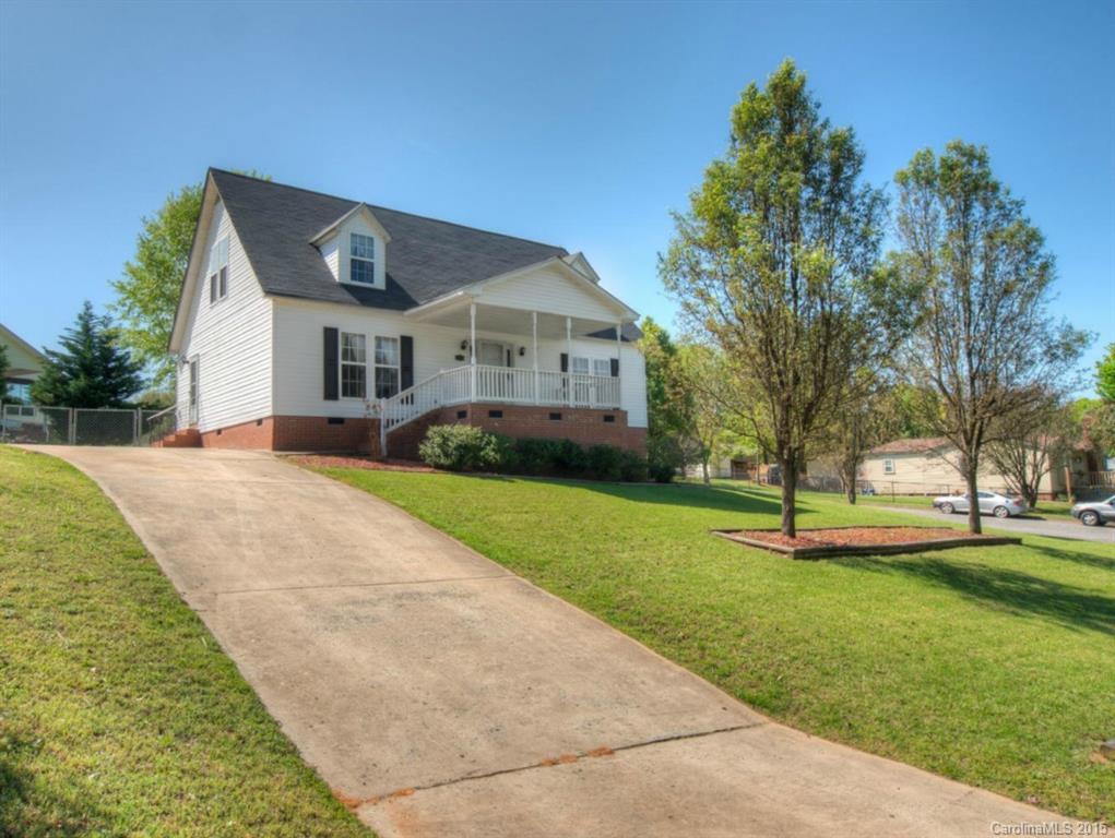 1794 Oak Hollow Rd., Gastonia, NC 28054