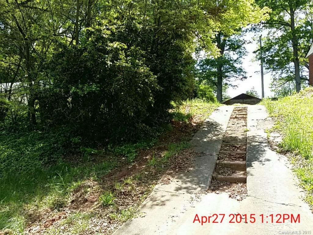 634 Manhasset Rd., Charlotte, NC 28209