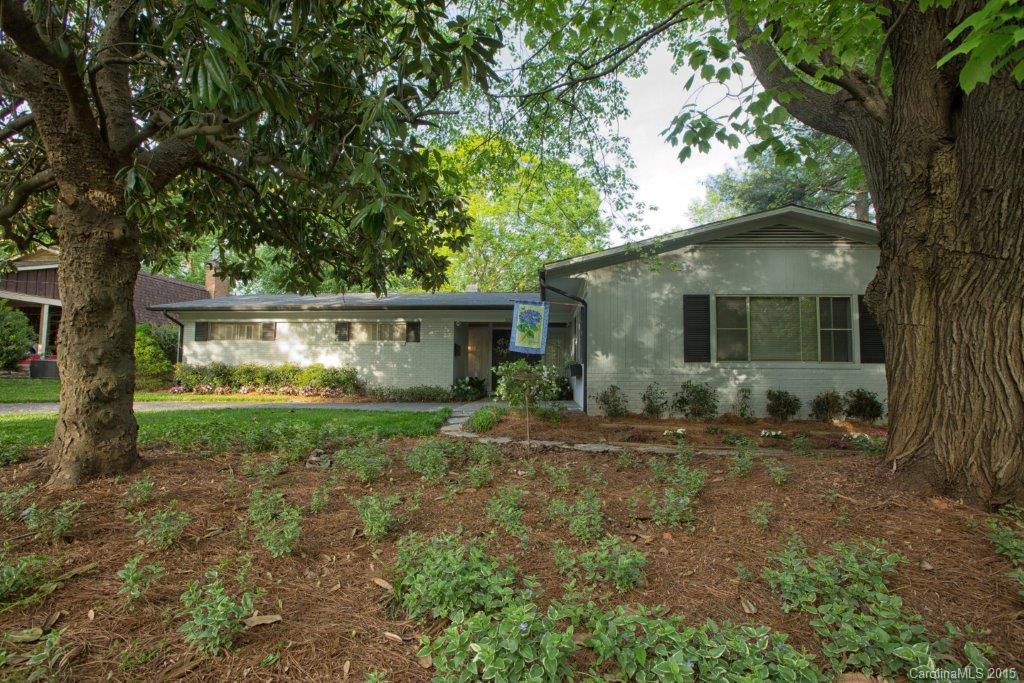 538 Glendale Dr., Statesville, NC 28677