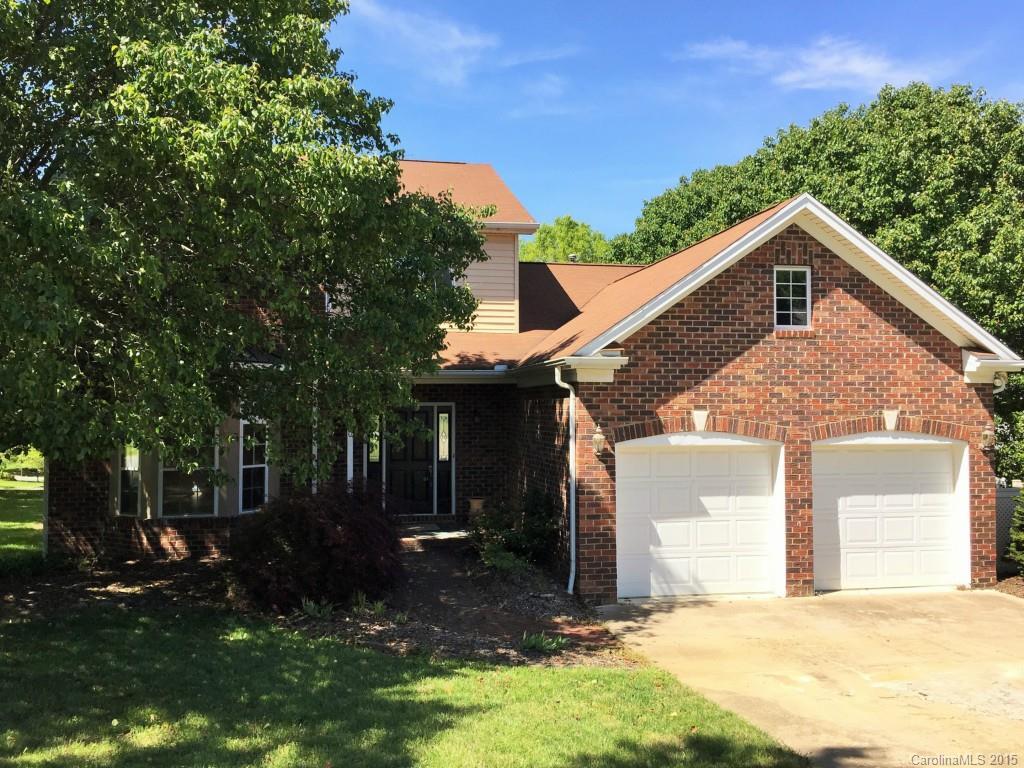 5580 Berry Ridge Dr., Harrisburg, NC 28075