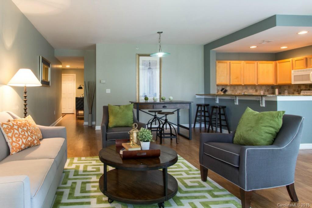 718 W Trade St. #215, Charlotte, NC 28202