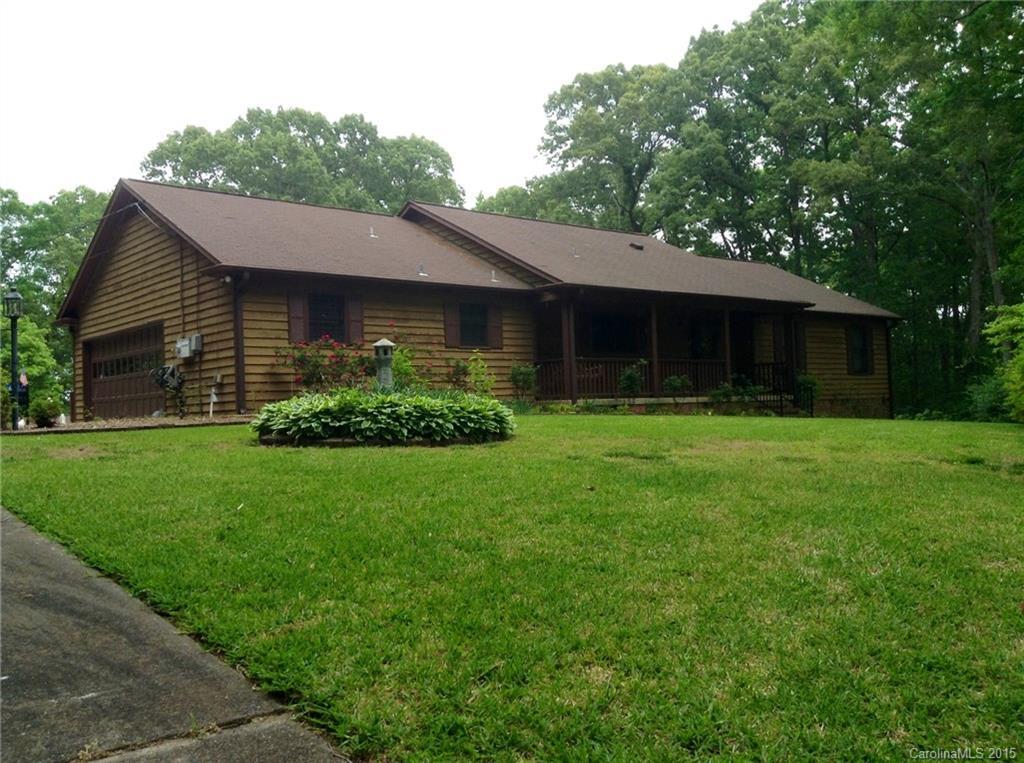 1309 Sha Nelle Ln., Matthews, NC 28104