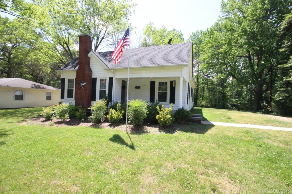 1106 Thomas Ave., Kannapolis, NC 28081