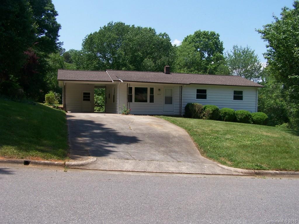 323 N Lackey St., Statesville, NC 28677