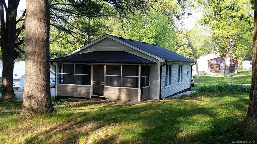 806 Forest Ave., Kannapolis, NC 28081