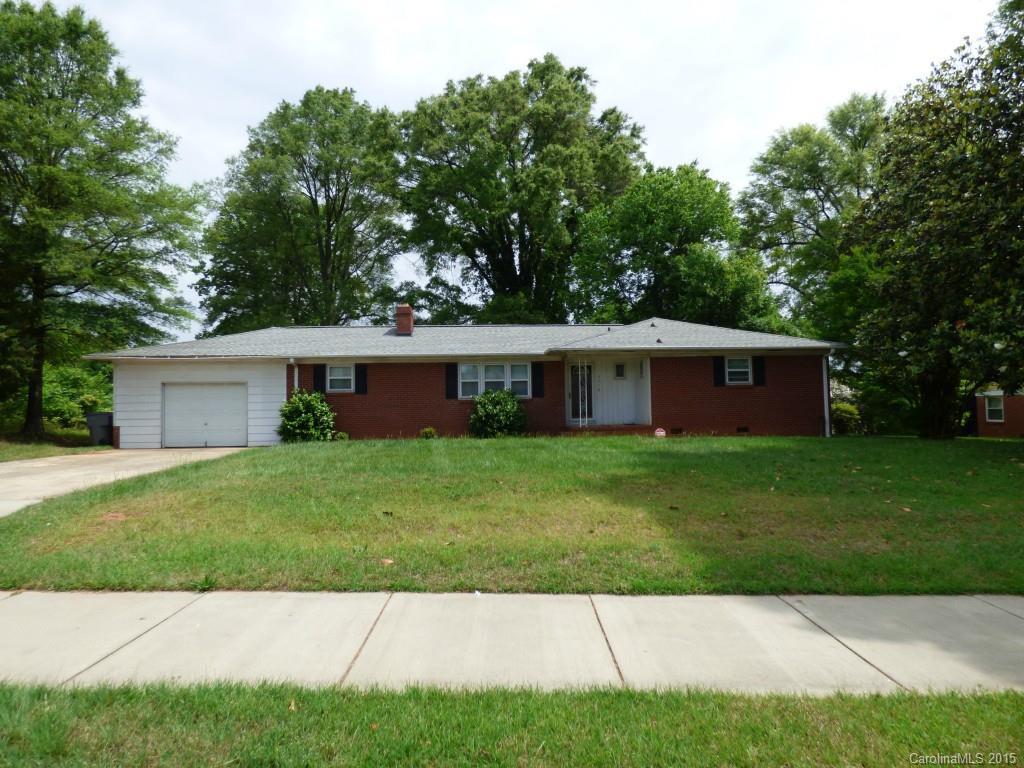 6516 Tuckaseegee Rd., Charlotte, NC 28214