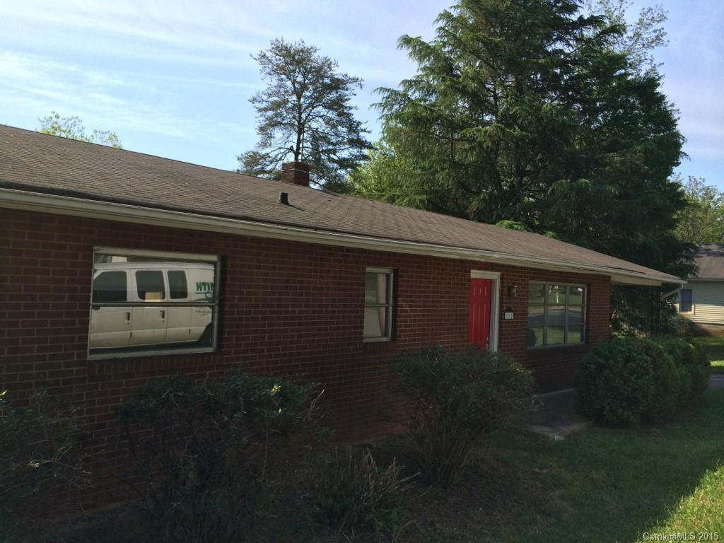 252 Lackey St., Statesville, NC 28677