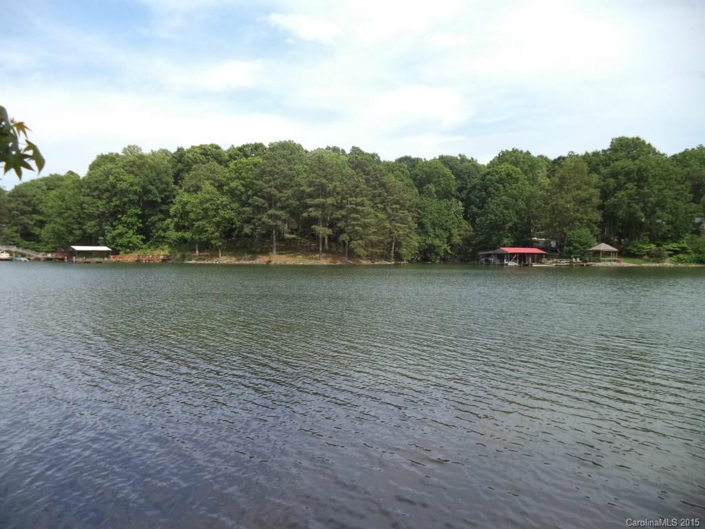 429 Grasshopper Cir., Mooresville, NC 28117