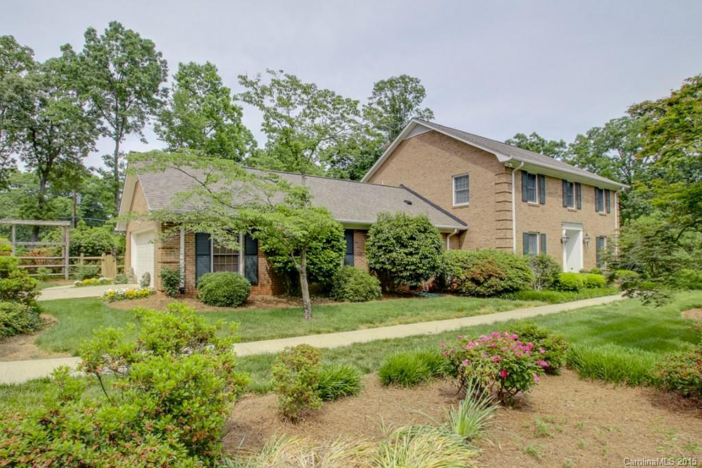 113 Woodstream Cir., Mooresville, NC 28117