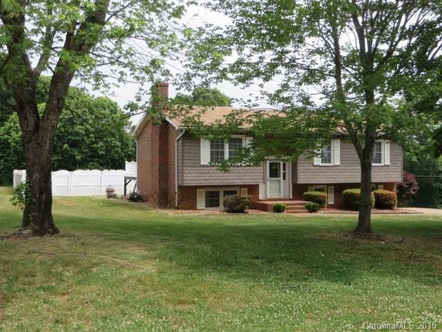 5708 Valley Field Rd., Hickory, NC 28602