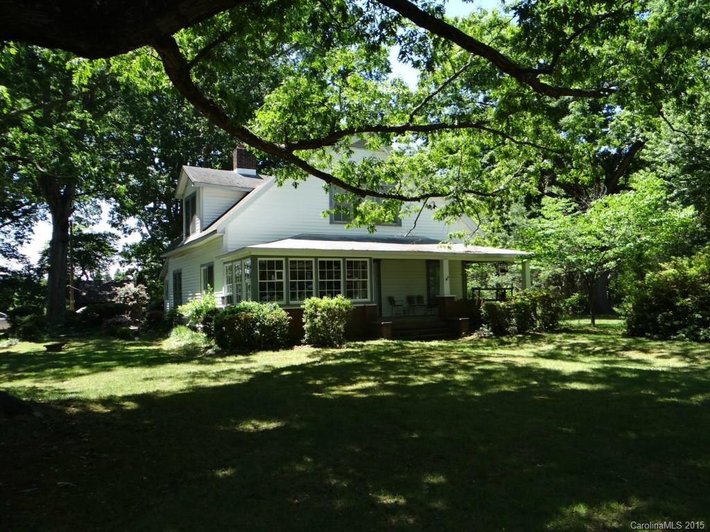 124 Clark Branch Ln., Mooresville, NC 28115