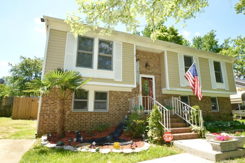 5914 Sunrise Ct., Charlotte, NC 28212