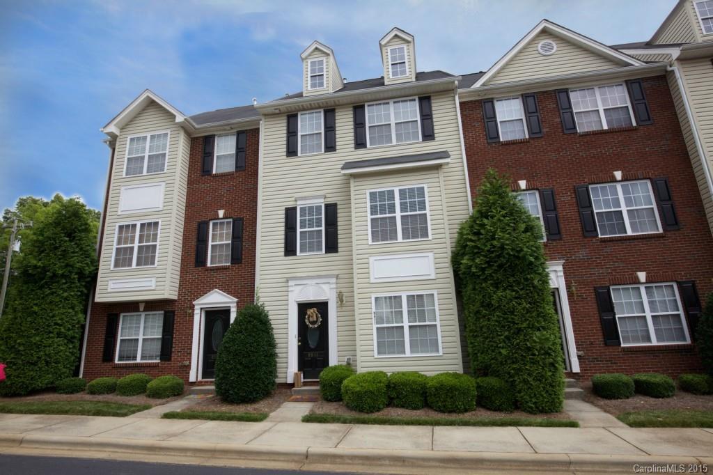 9811 Treeside Ln., Matthews, NC 28105