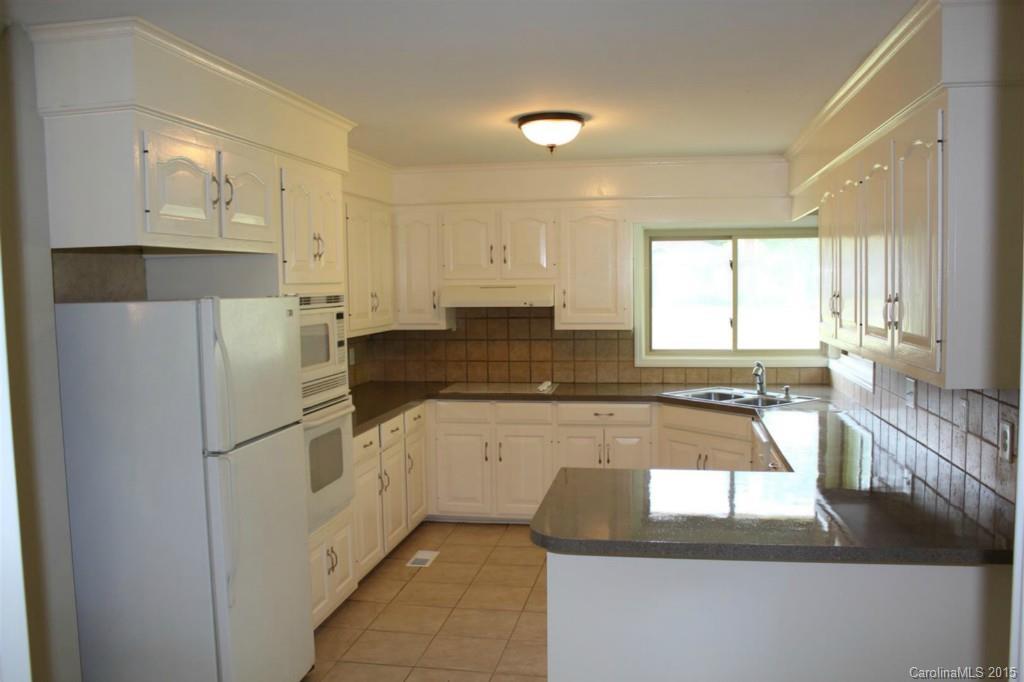 4037 Fincher Rd., Matthews, NC 28104