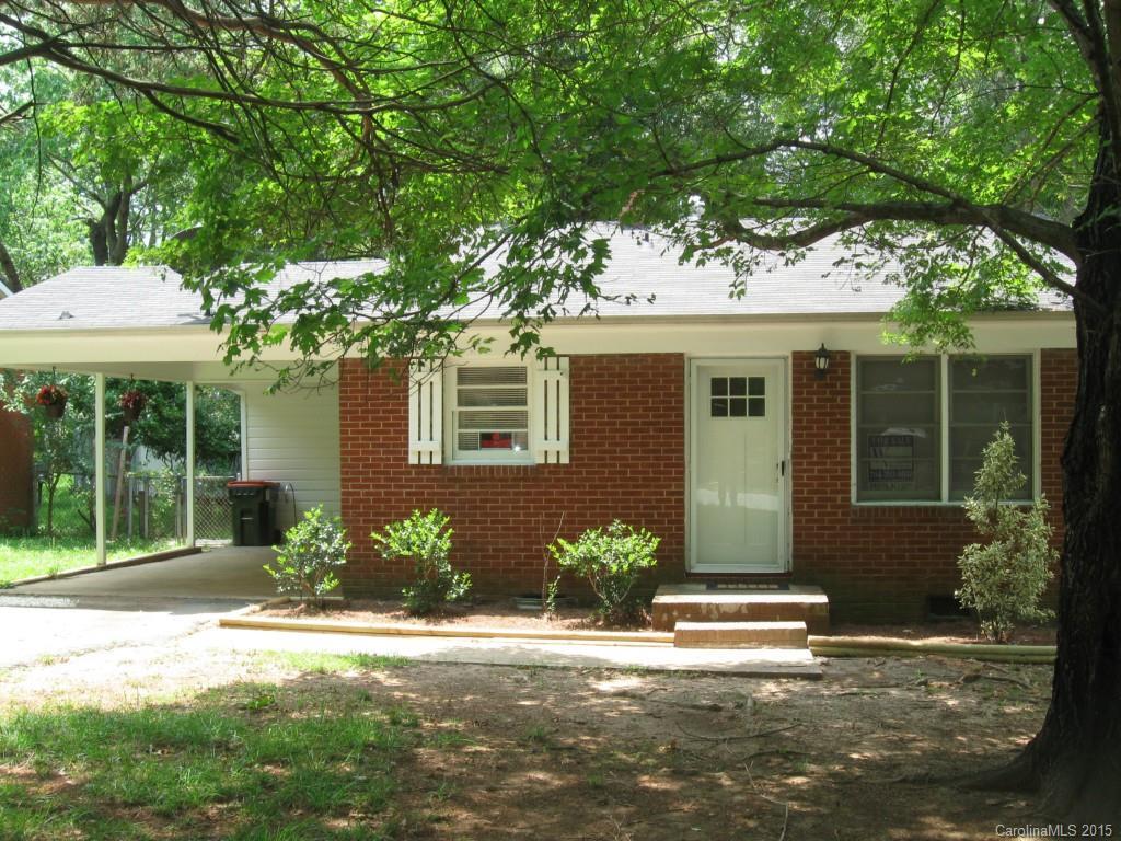 122 Olive St., Pineville, NC 28134