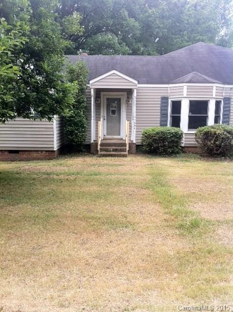 651 E Iredell Ave., Mooresville, NC 28115