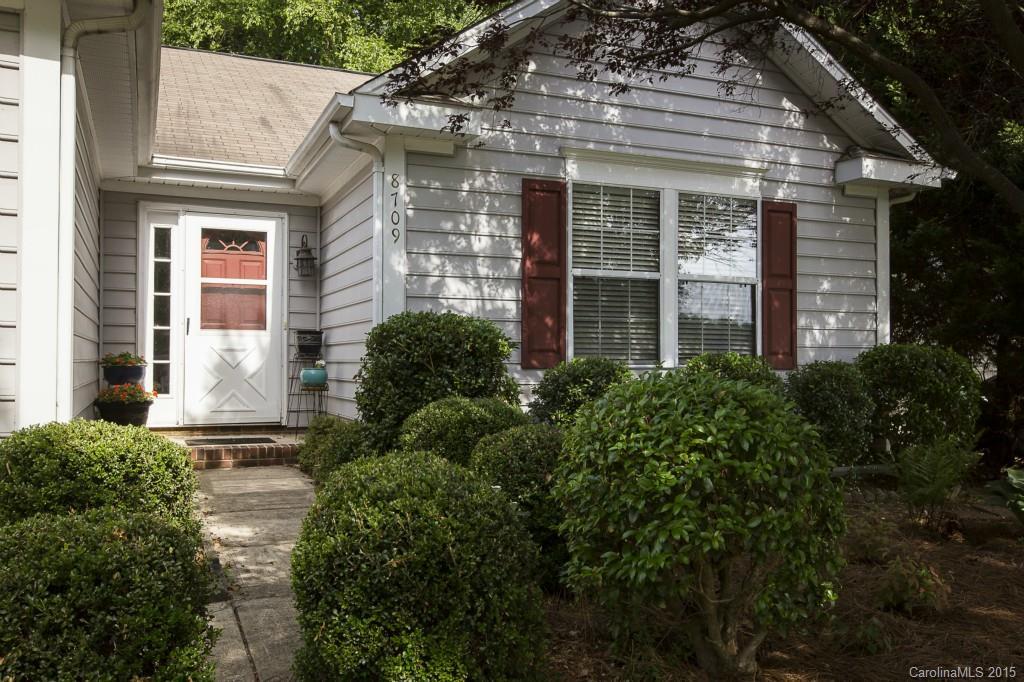 8709 Woodcock Ln., Charlotte, NC 28216