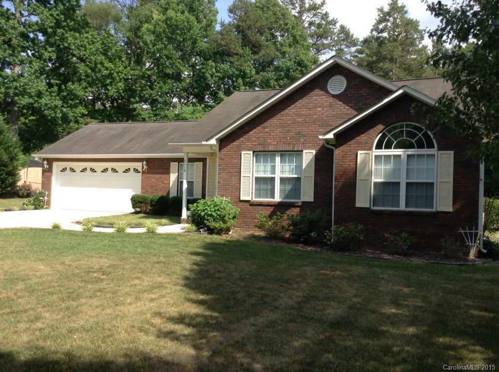 2119 Shalimar Dr., Charlotte, NC 28216