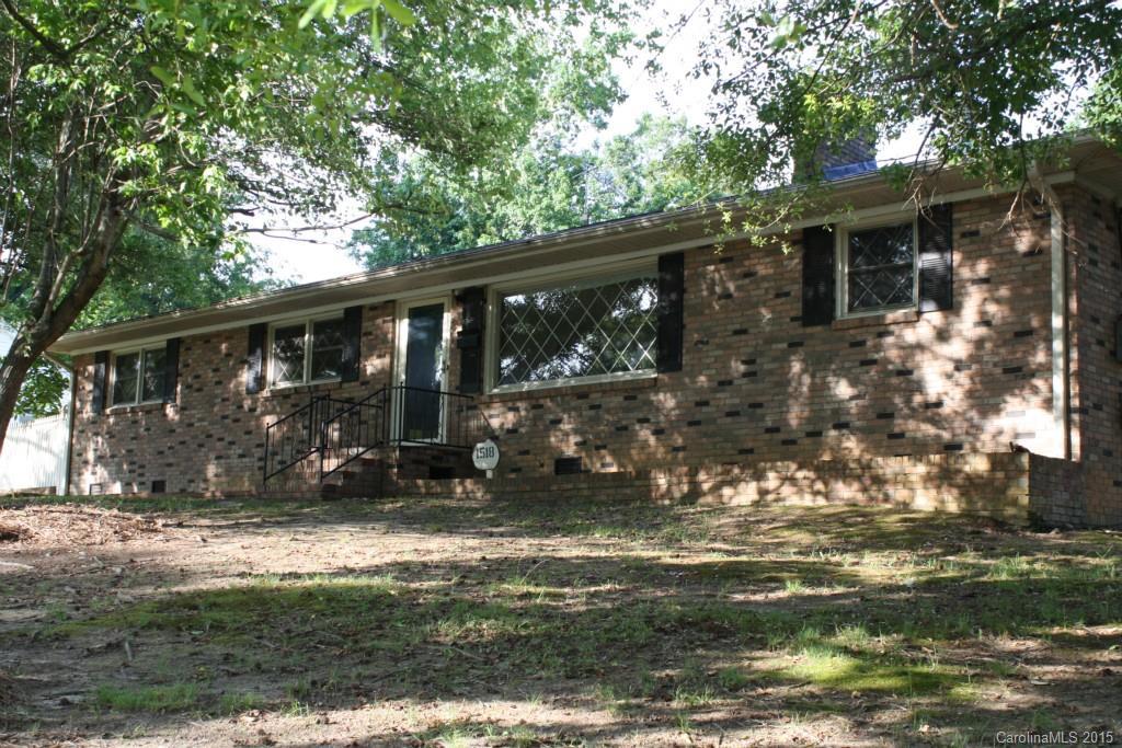 1518 Anthony Dr., Gastonia, NC 28052