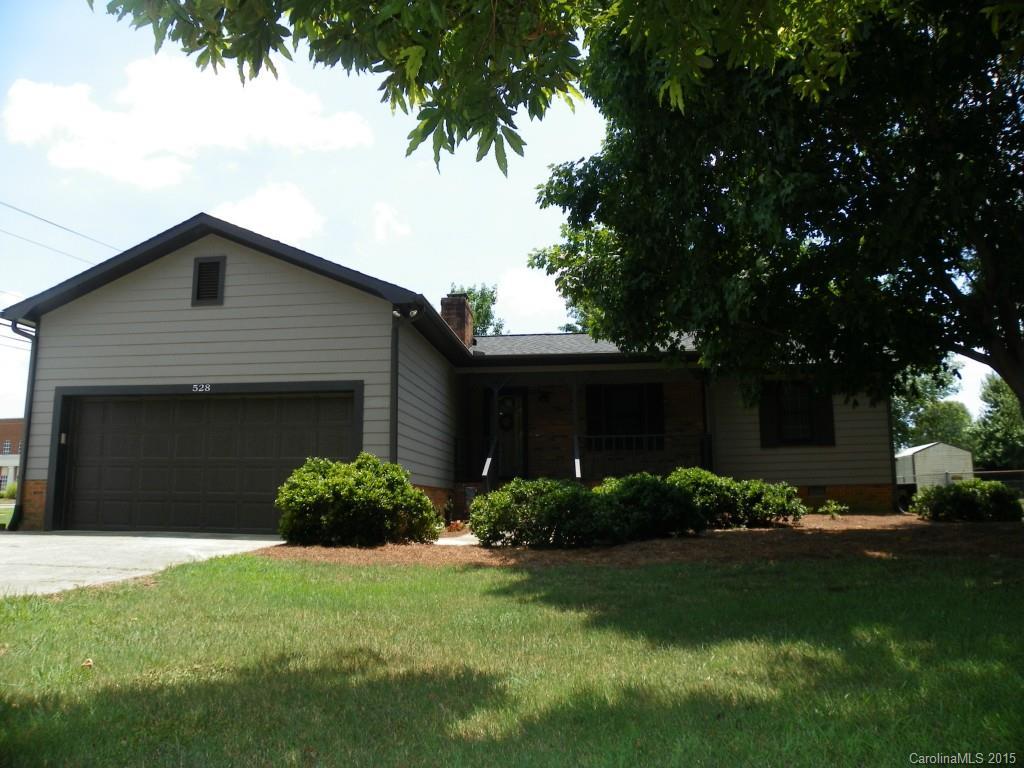 528 Parallel Dr., Harrisburg, NC 28075