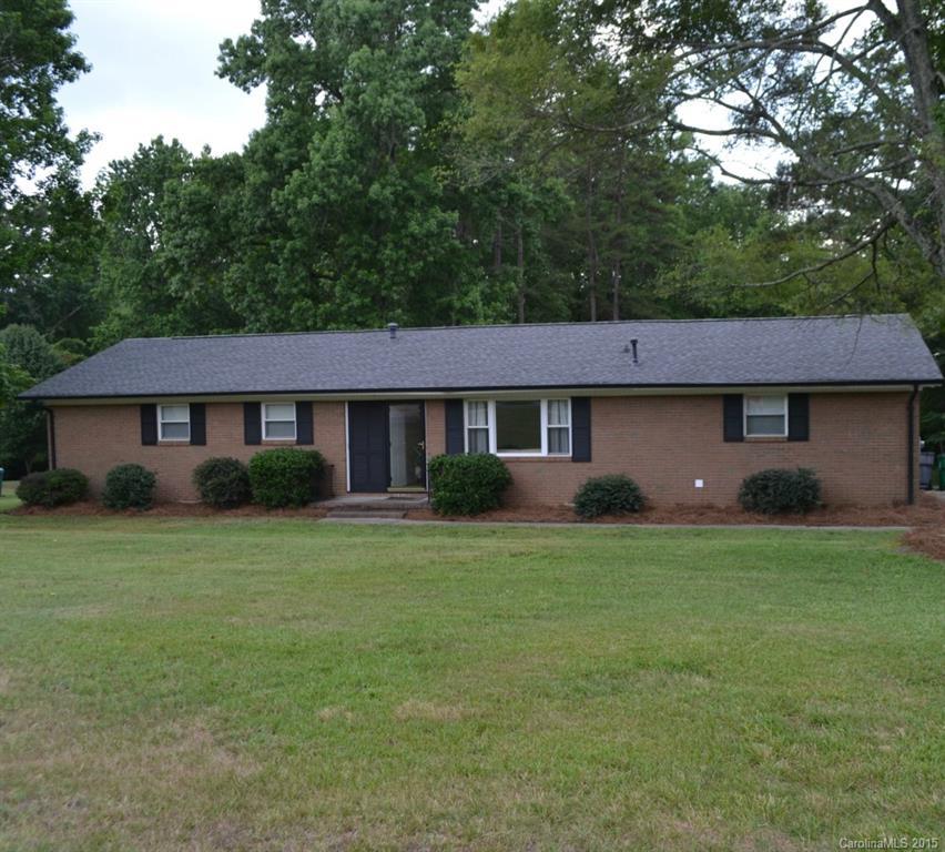 6311 Sunset Cir., Charlotte, NC 28216