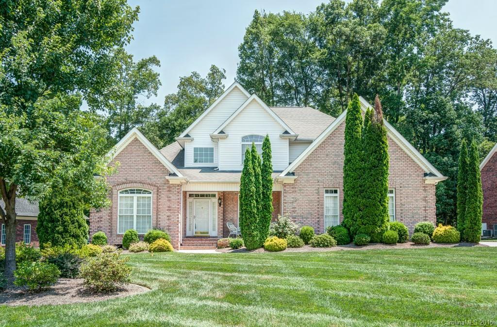 8419 Locksley Dr., Harrisburg, NC 28075