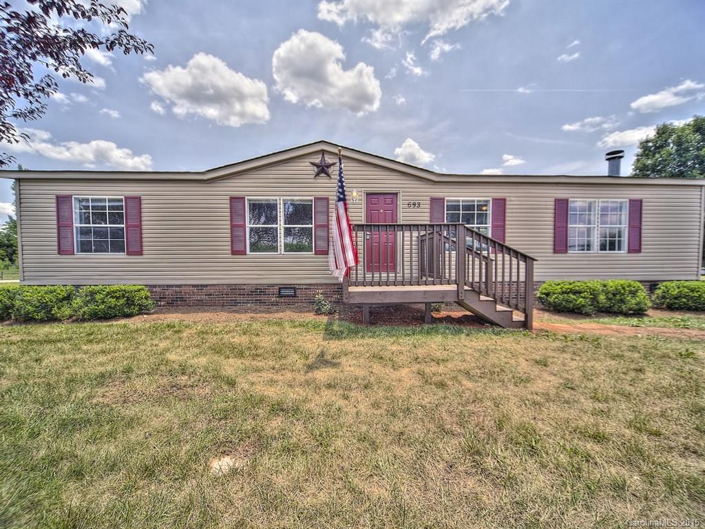 693 Cool Springs Rd., Statesville, NC 28625