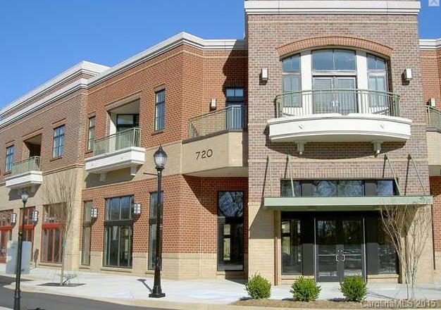 720 Governor Morrison St. #204, Charlotte, NC 28211
