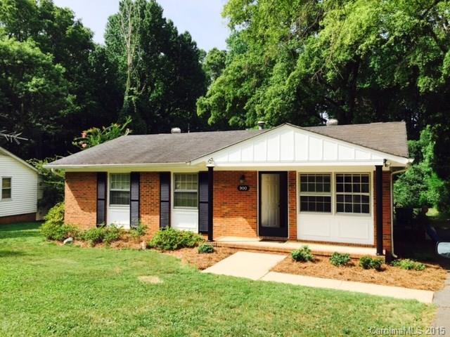 900 Carrington Dr., Charlotte, NC 28214