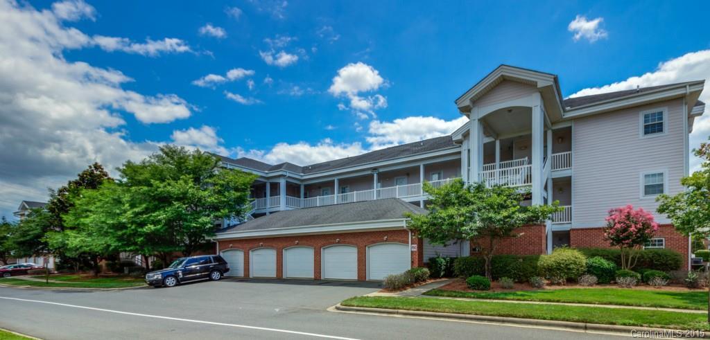 9018 Meadow Vista Rd. #105 Bldg.5 garage5B, Charlotte, NC 28213