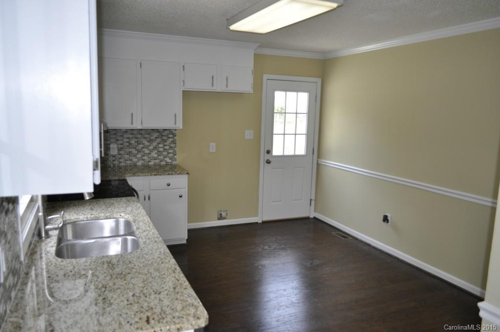 128 York Ave., Kannapolis, NC 28083