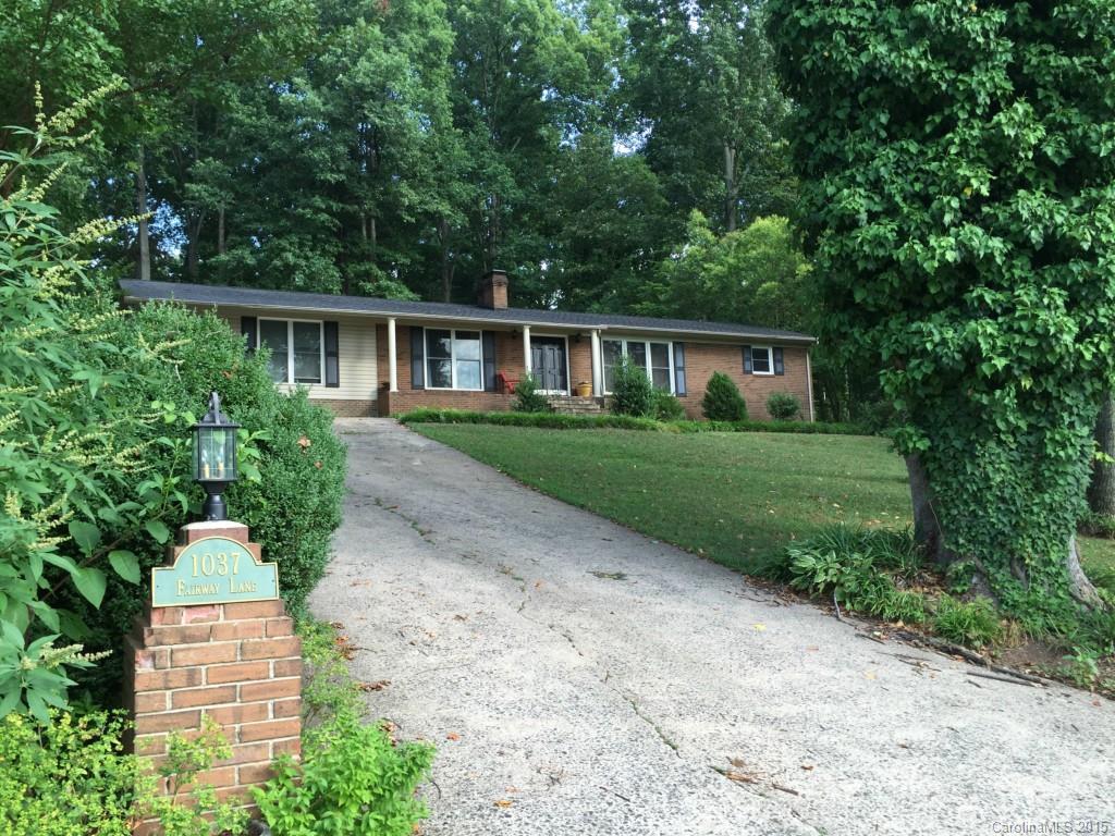 1037 Fairway Ln., Lincolnton, NC 28092