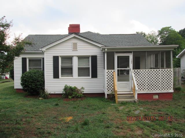 132 Bradford Dr., Charlotte, NC 28208