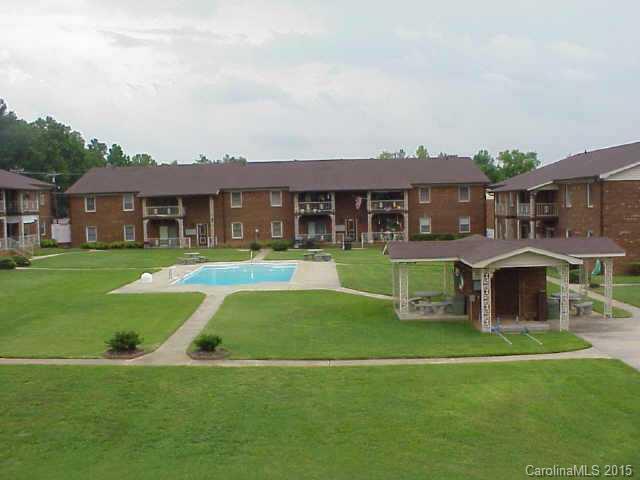 123 Carriage House Dr., Kannapolis, NC 28081