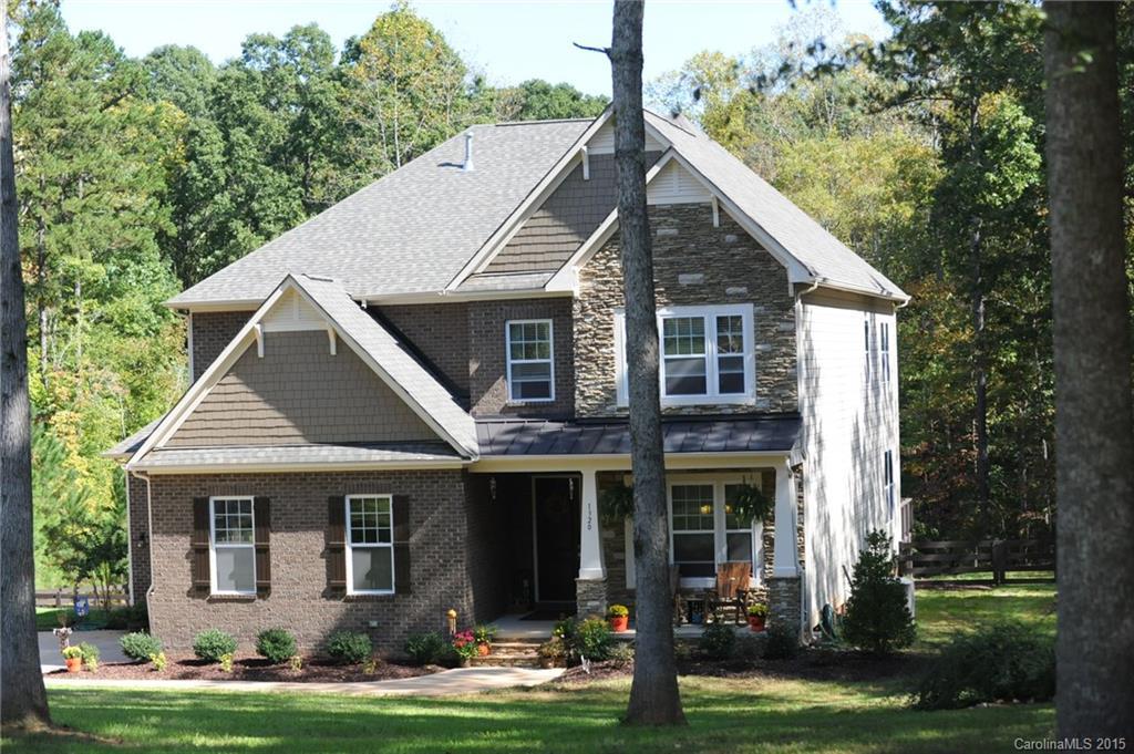 1320 Huntcliff Dr., Waxhaw, NC 28173