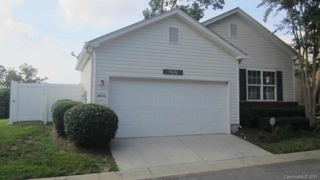 8934 Meadowmont View Dr., Charlotte, NC 28269