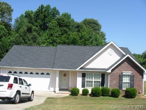 2427 Hawk Ridge Dr., Gastonia, NC 28056