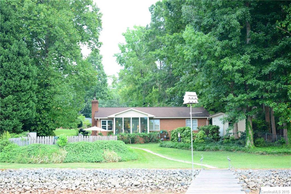 3259 Miners Cove Ct., Denver, NC 28037