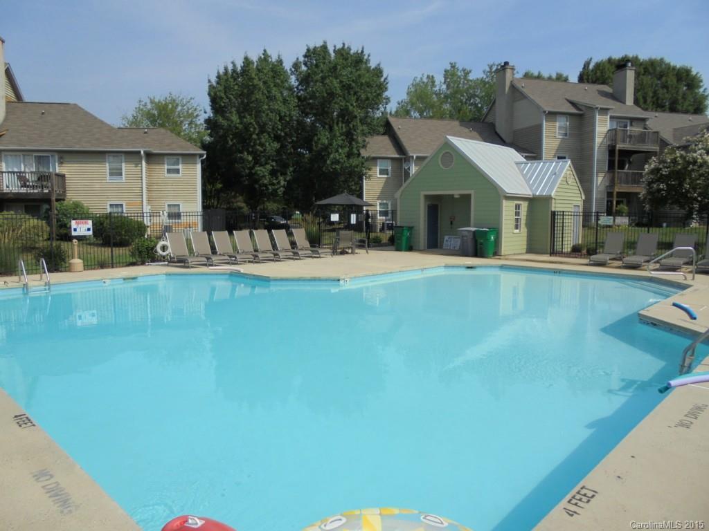 3302 Selwyn Farms Ln. #9, Charlotte, NC 28209