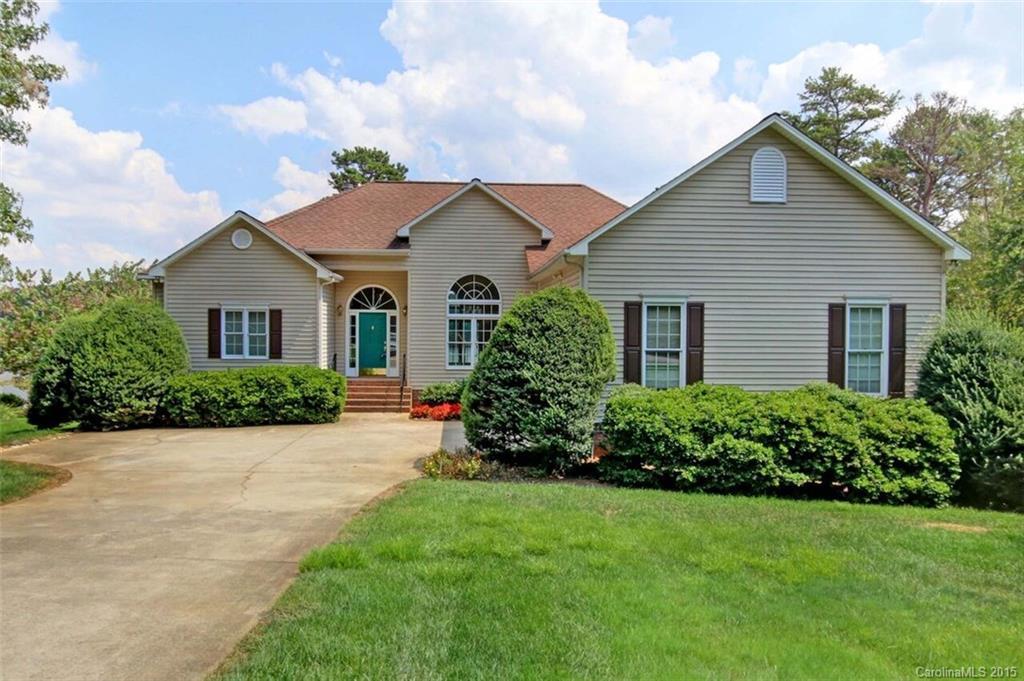 9680 Riviera Dr. #31, Sherrills Ford, NC 28673