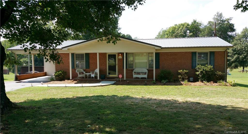 233 Greenbriar Rd., Statesville, NC 28625